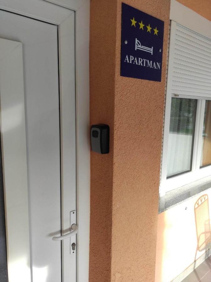 Nada Apartment *